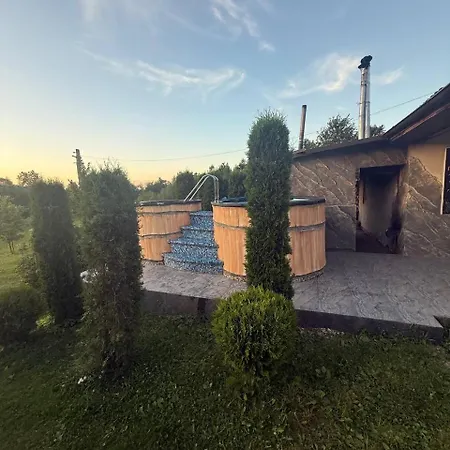 2 підкова чан та сауна בית הארחה