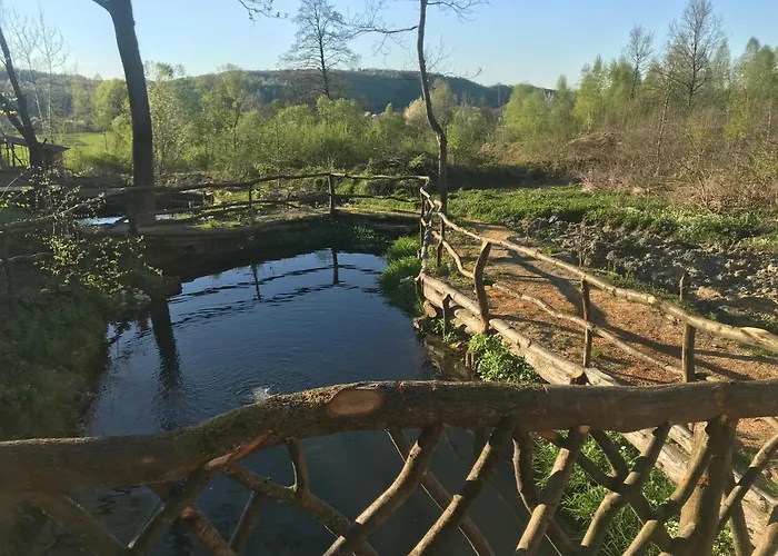 2 підкова чан та сауна Guest house Pystan