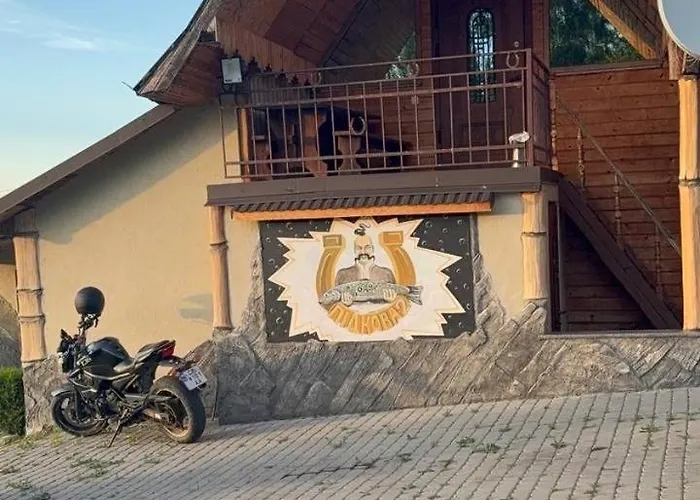 2 підкова чан та сауна Гостевой дом